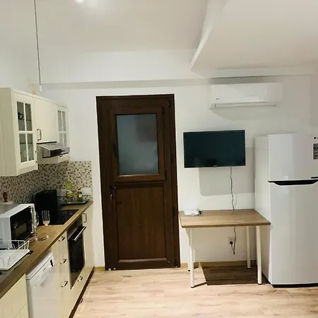 Apartamento In Captains House With A Pool Limassol