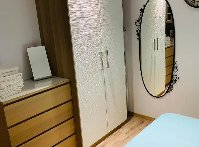 In Captains House With A Pool Appartement